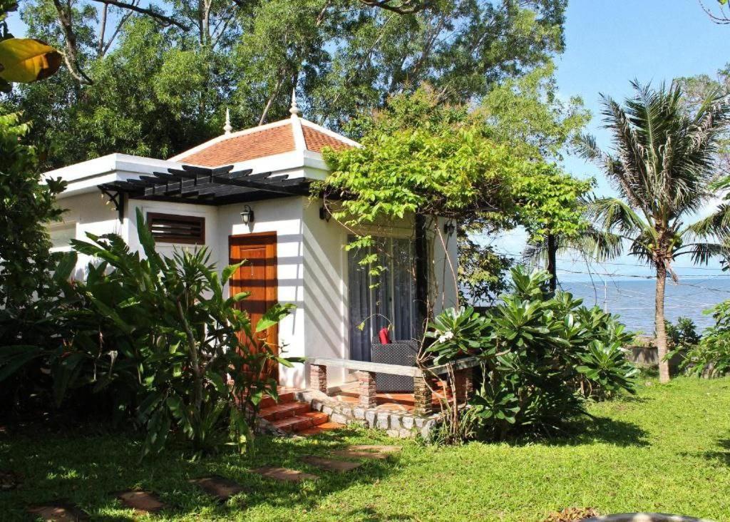 Sabbay Kep Hotel Bagian luar foto