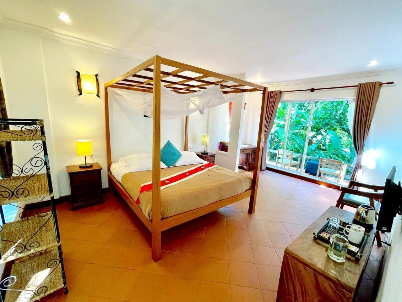 Sabbay Kep Hotel Bagian luar foto